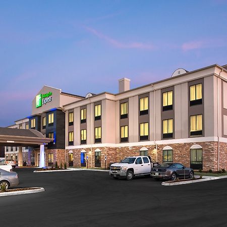 Holiday Inn Express Hutchison By Ihg Hutchinson Exterior photo