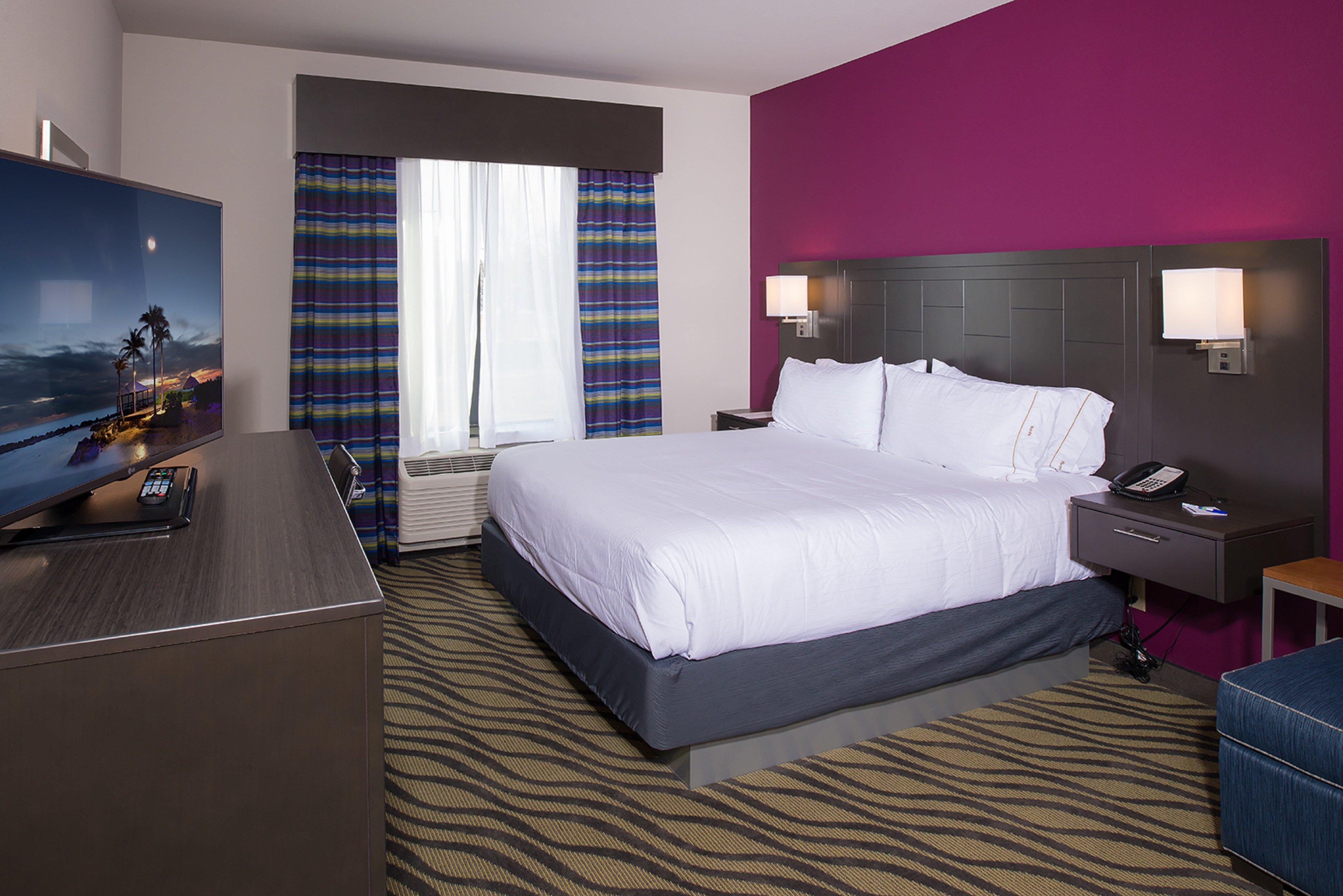 Holiday Inn Express Hutchison By Ihg Hutchinson Exterior photo