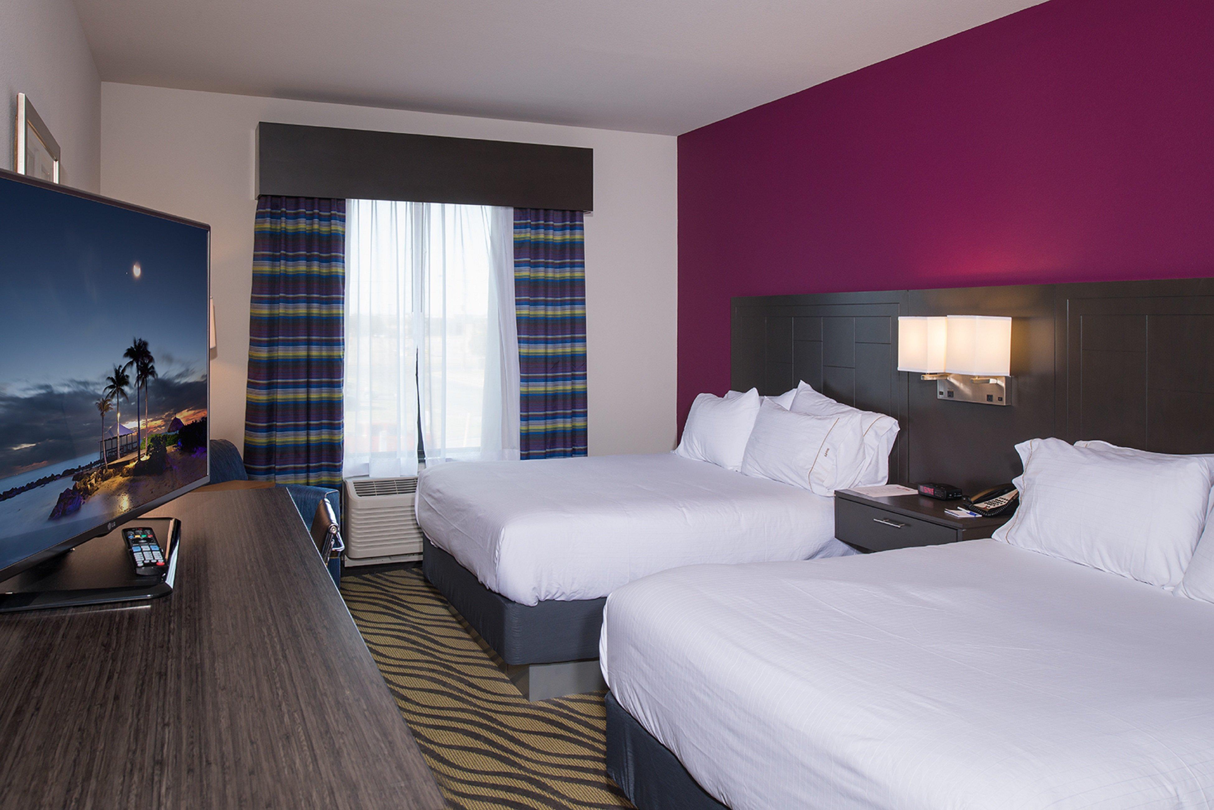 Holiday Inn Express Hutchison By Ihg Hutchinson Exterior photo
